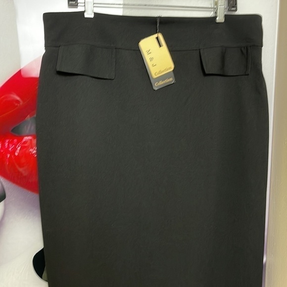M & J Collection Black Straight Pencil Skirt Women's L Zipper in the Back - Picture 6 of 9
